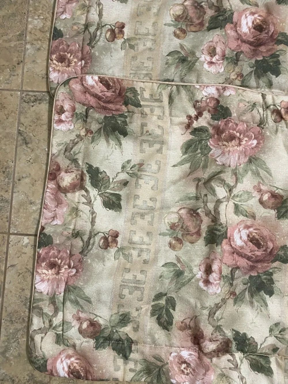 Vintage Croscill USA Made Floral Rose Print 2 Cottagecore Standard Pillow Shams
